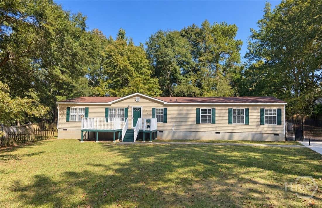 176 Fernwood Court