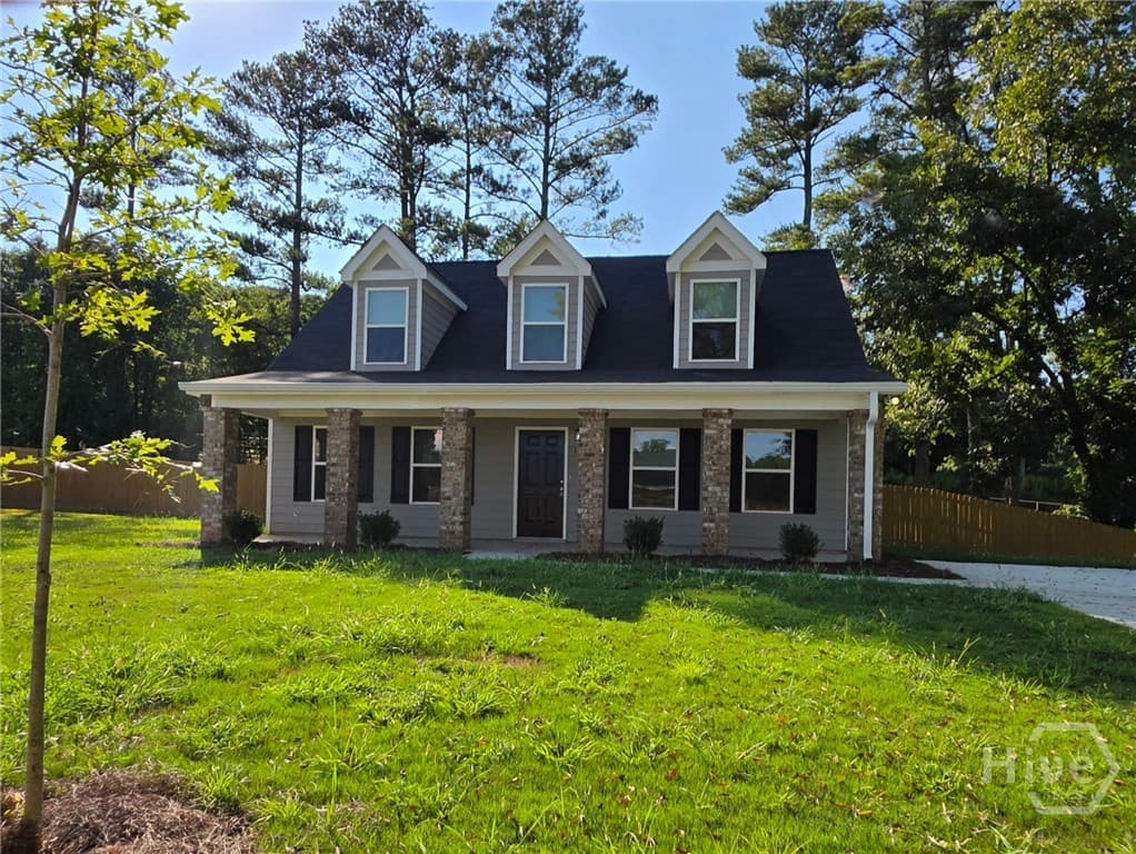 111 Charlotte Circle - Photo 1