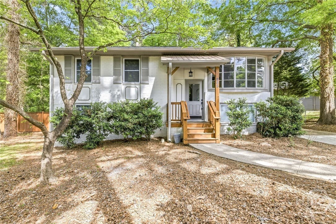 285 Kings Circle
