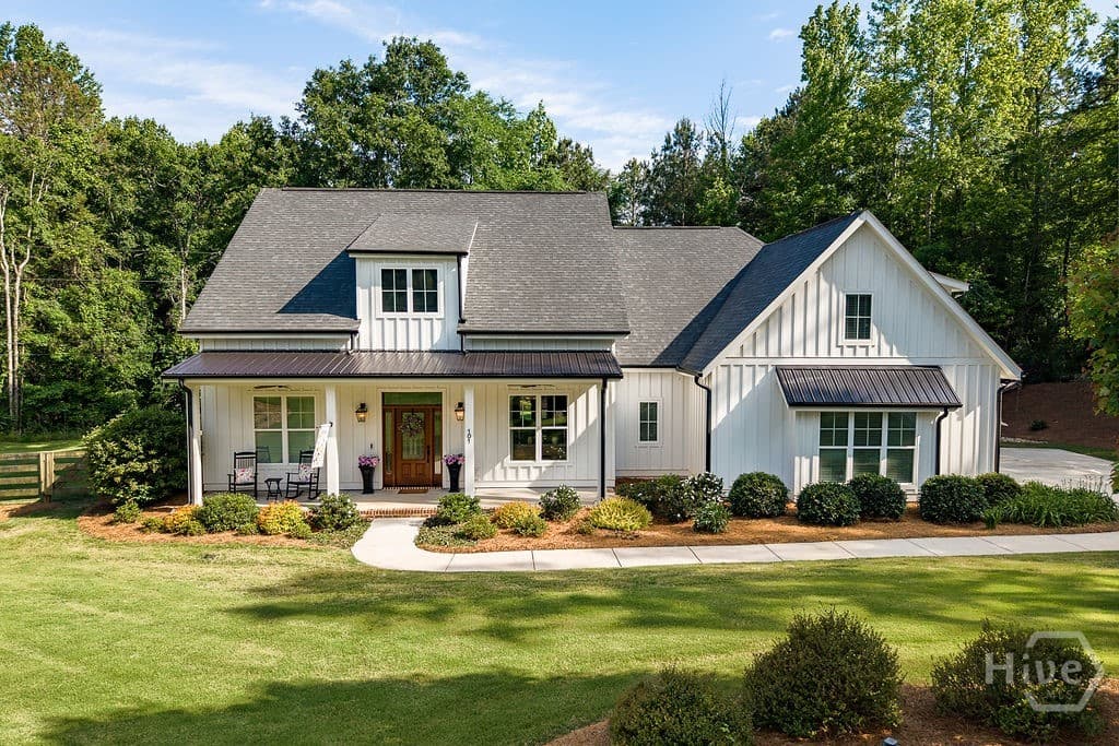 101 Inverness Road - Photo 1