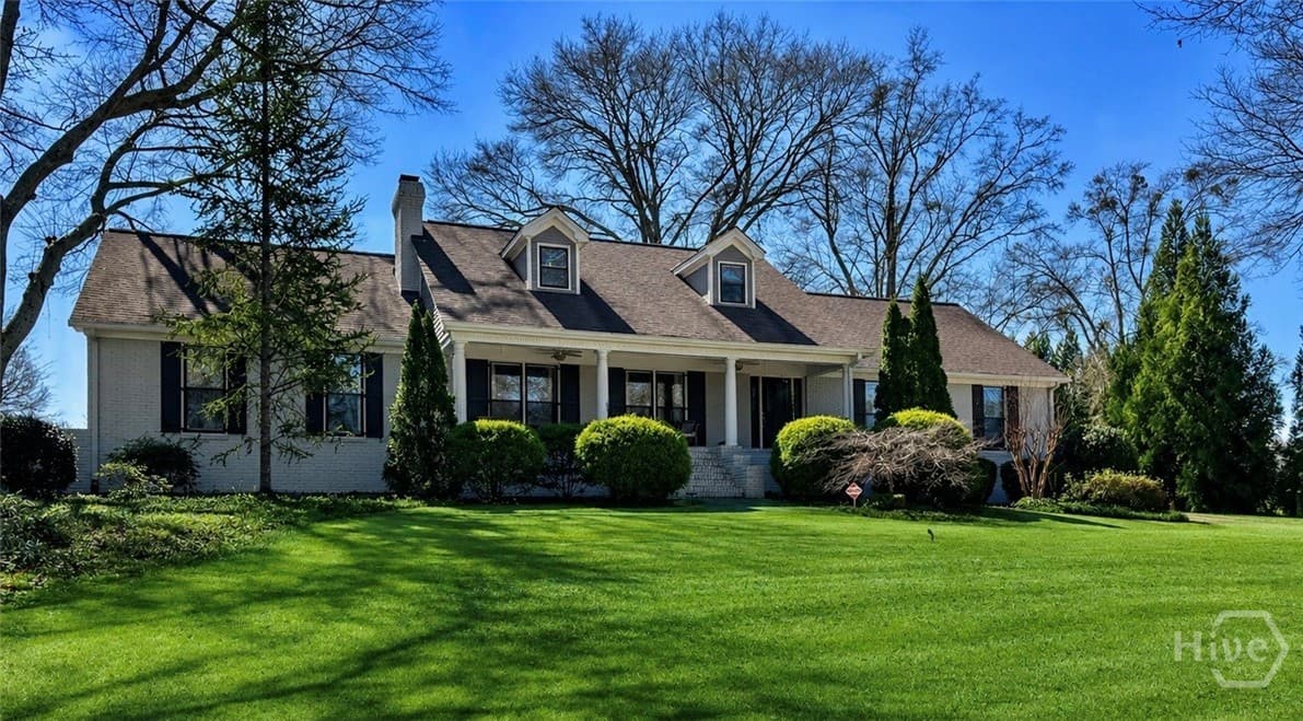 1331 Luke Circle - Photo 1