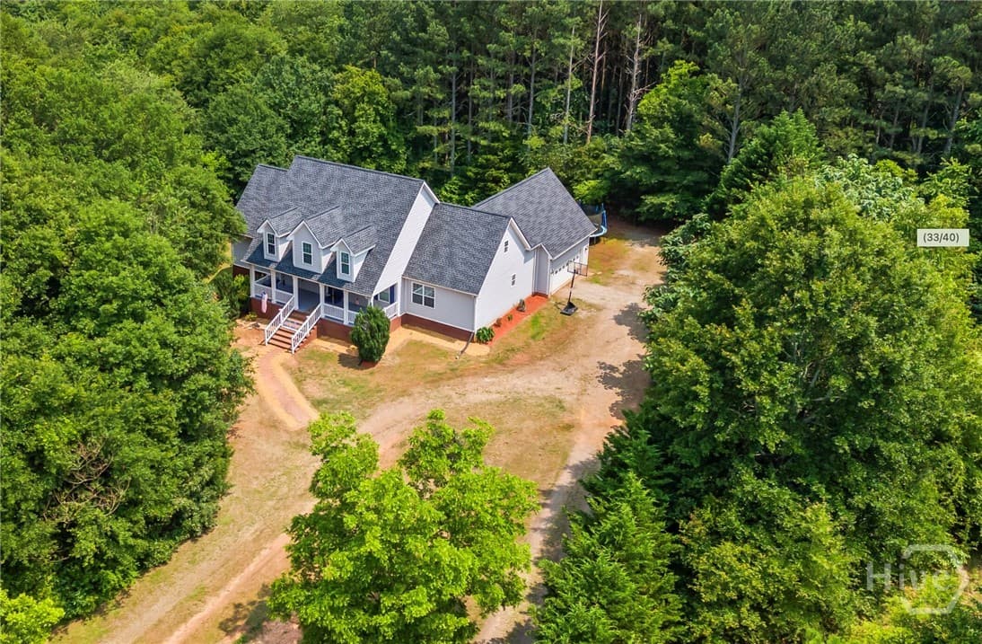 136 Wedgewood Drive - Photo 1
