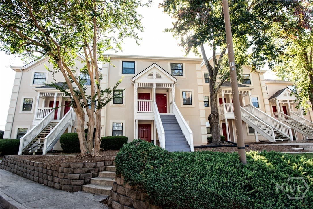 290 Appleby Drive 252 - Photo 1