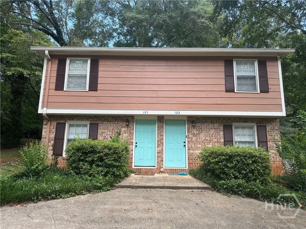121 Sleepy Creek Drive