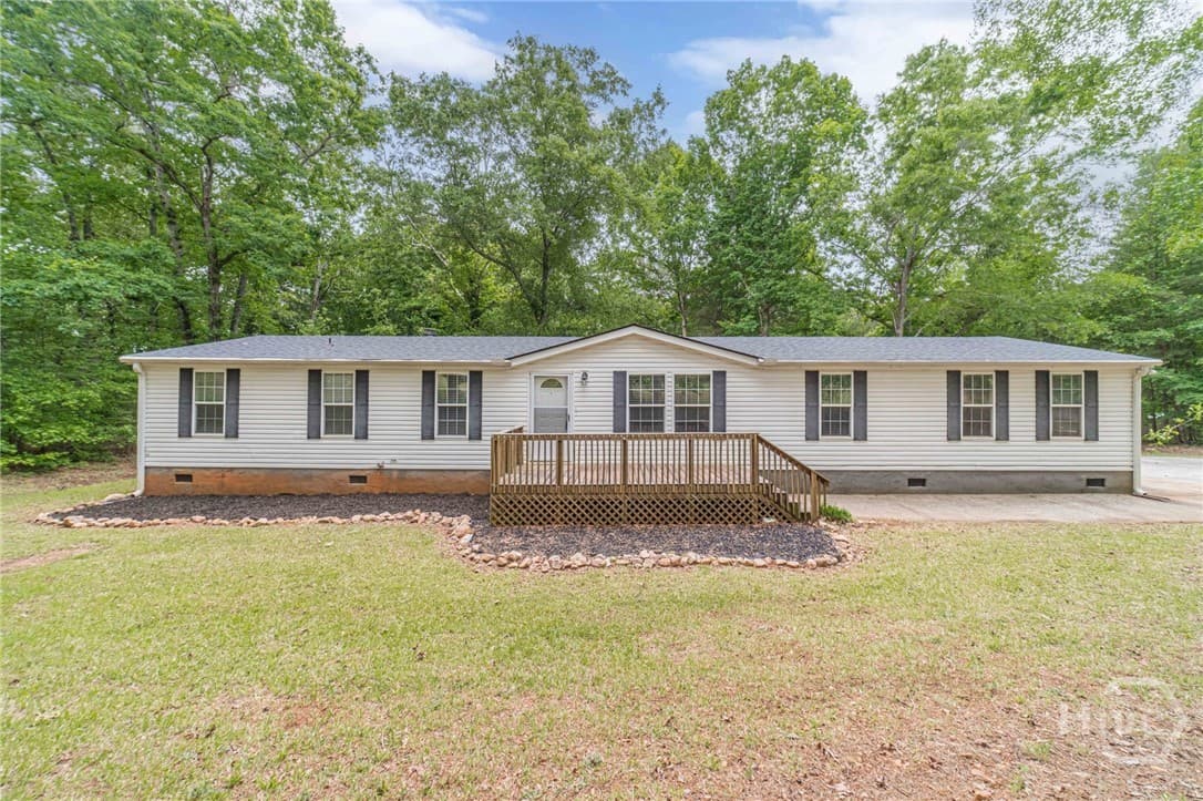 246 Kings Ridge Drive - Photo 1