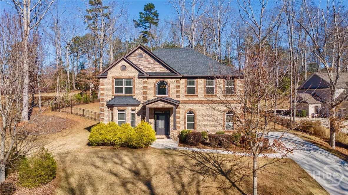 1140 Riverhill Drive
