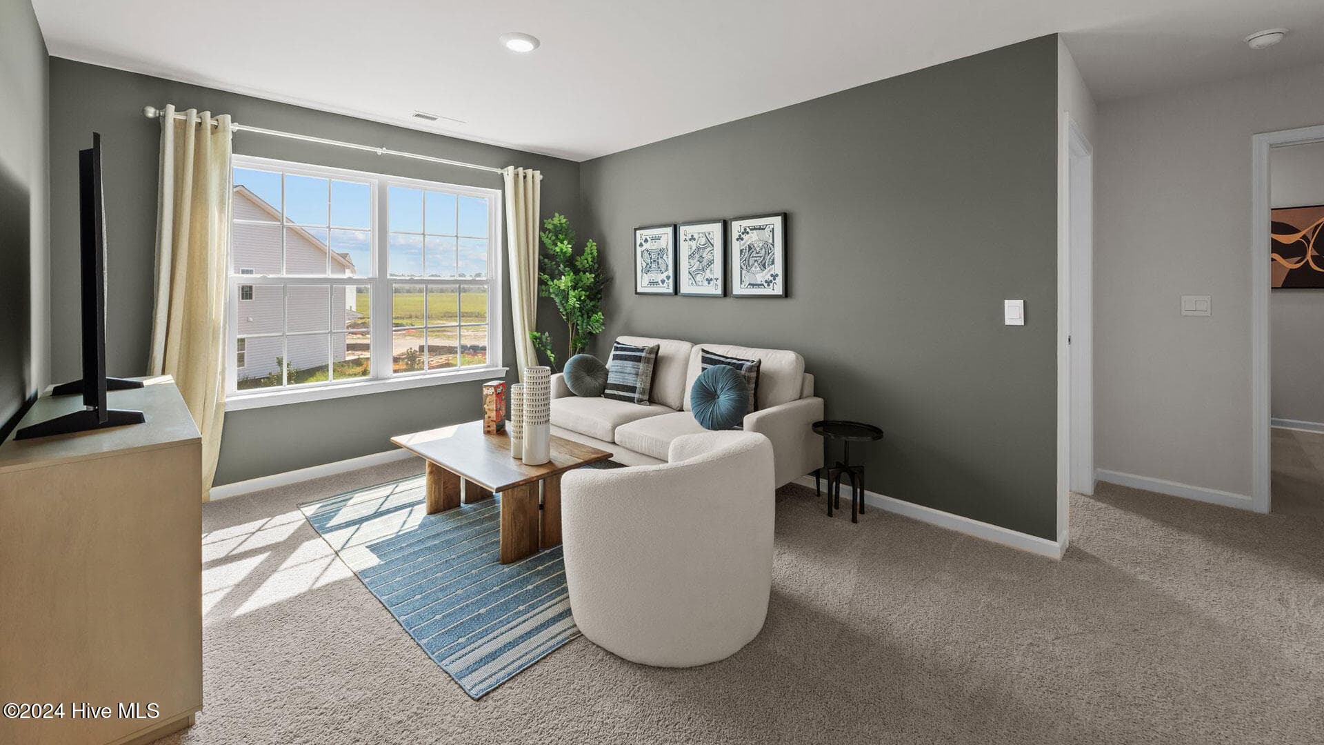Thumbnail 11