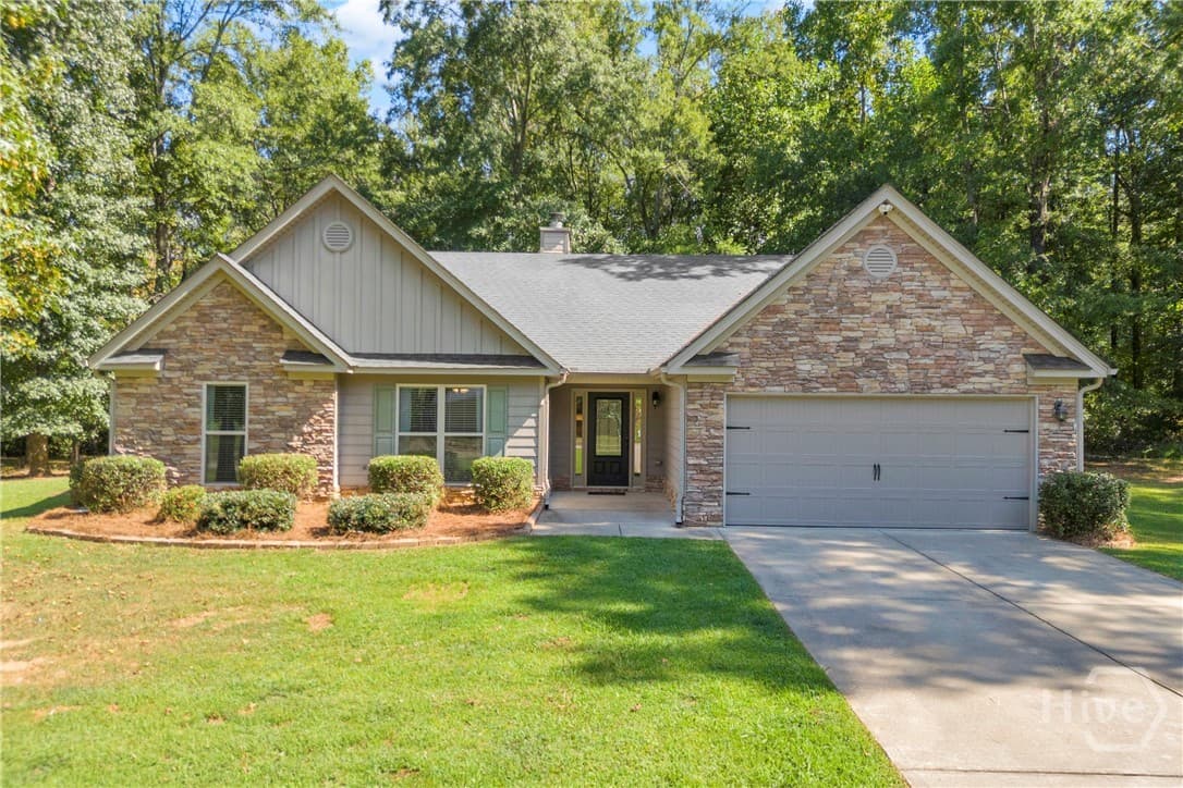 111 Buttercup Lane - Photo 1