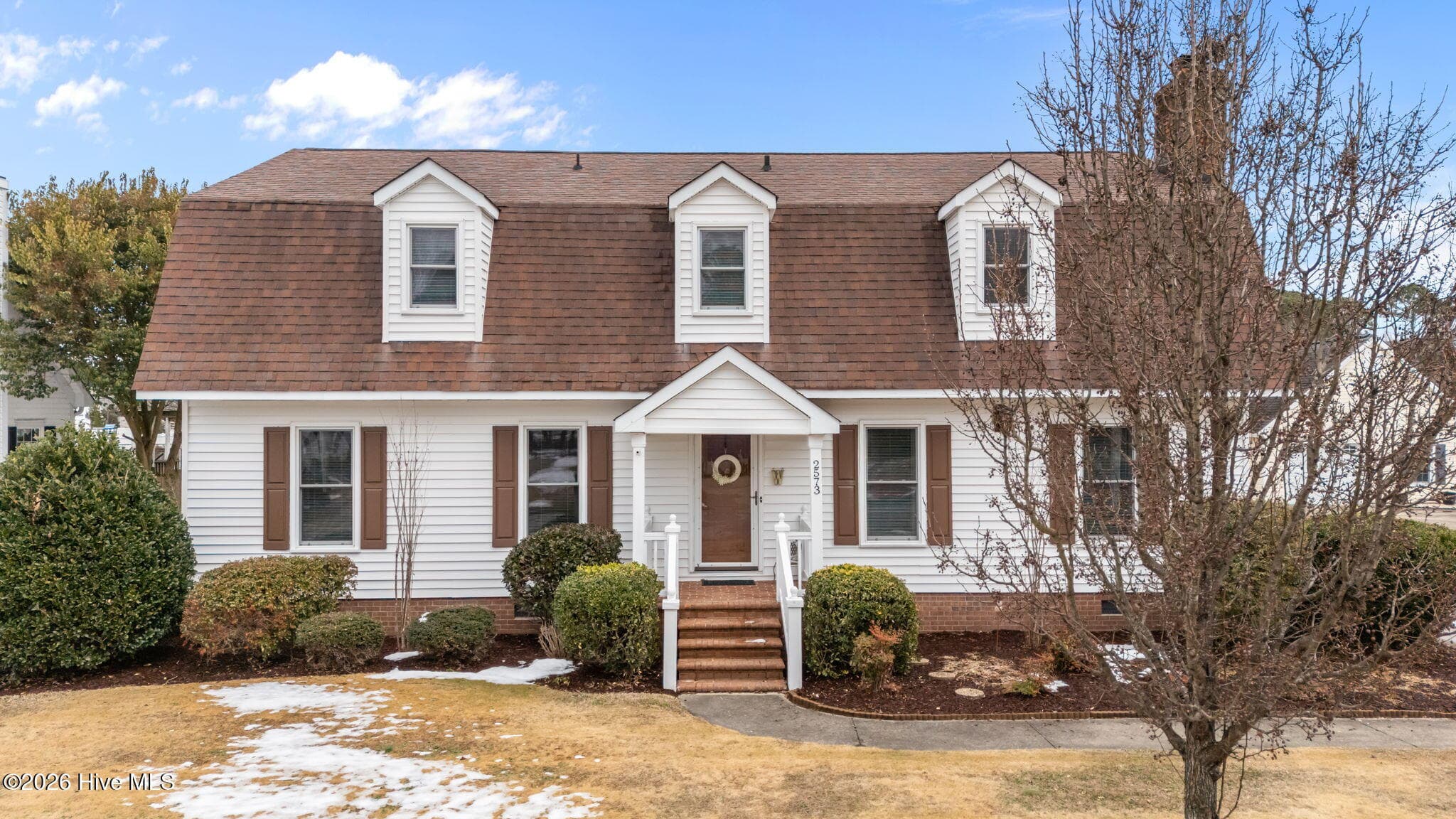 2573 Graham Street - Photo 1