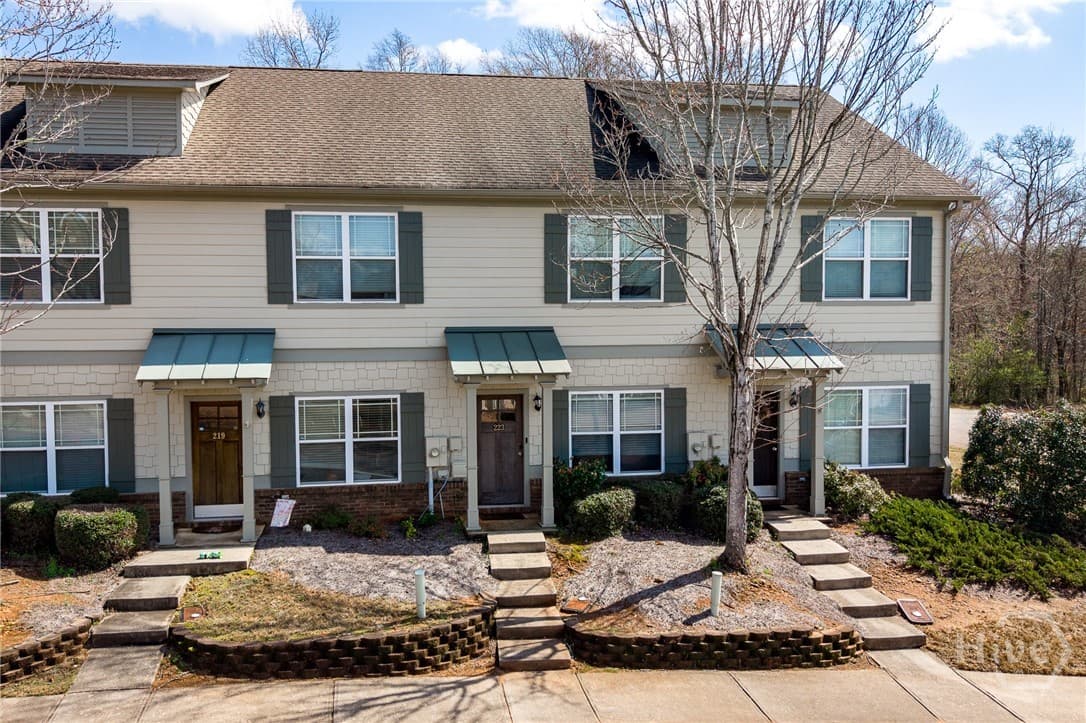 223 Oconee River Circle - Photo 1