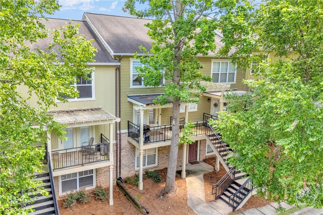 490 Barnett Shoals Road 814 - Photo 1