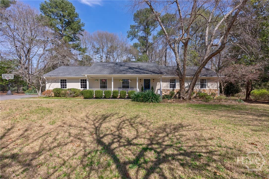 190 Pioneer Court - Photo 1