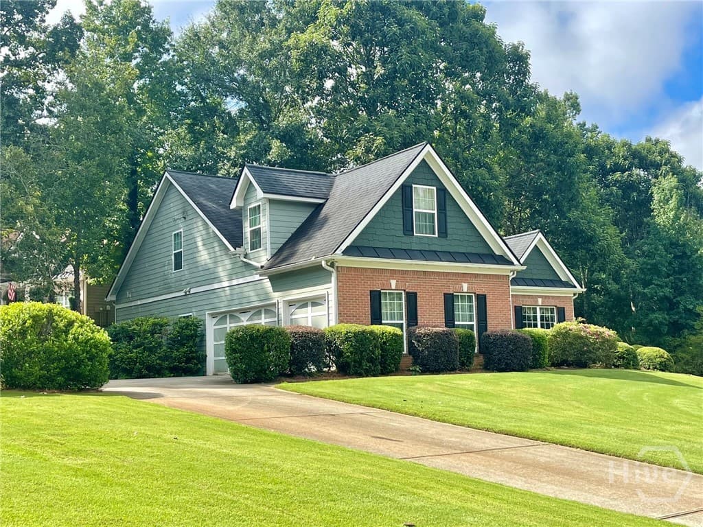 930 Vinings Drive - Photo 1