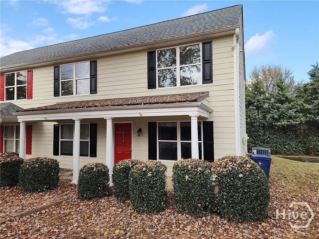 136 Bridgewater Circle - Photo 1