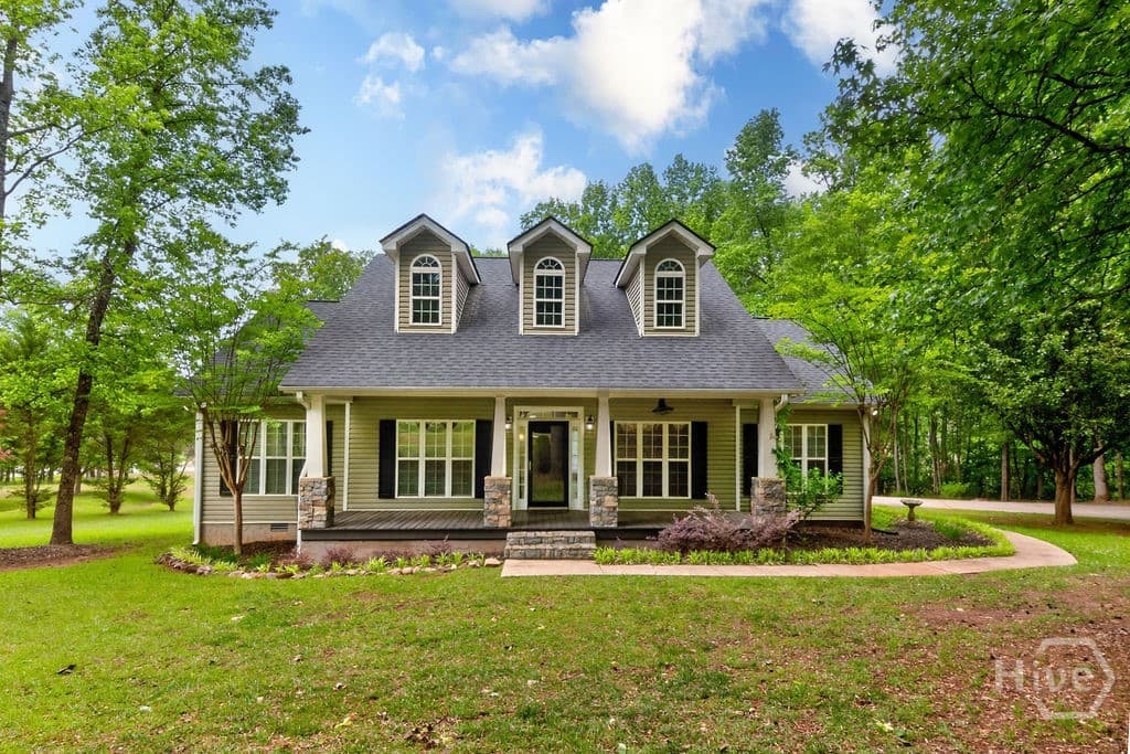 301 Summit Heights Dr. - Photo 1