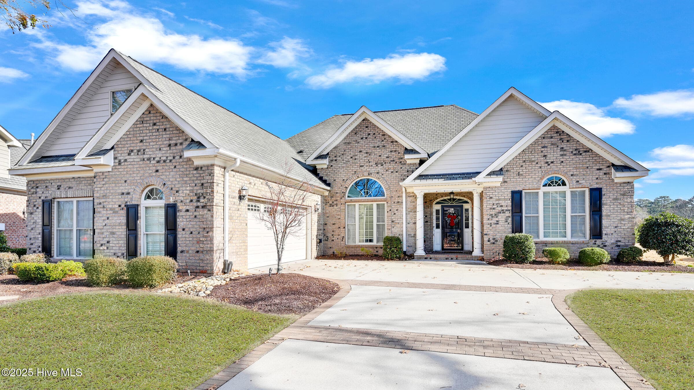 241 Jack Place - Photo 1