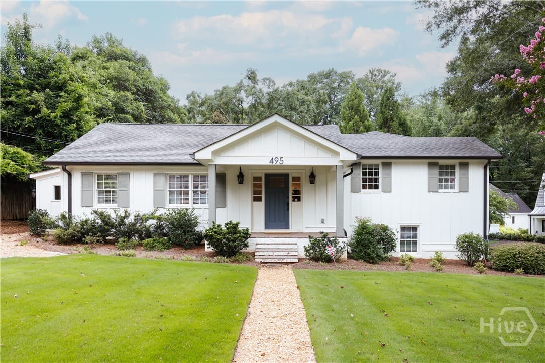 495 Woodlawn Avenue - Photo 1