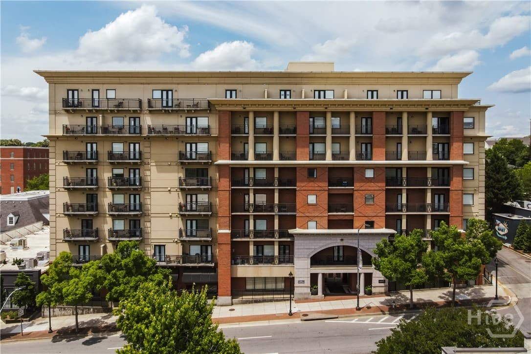250 W Broad Street 706 - Photo 1
