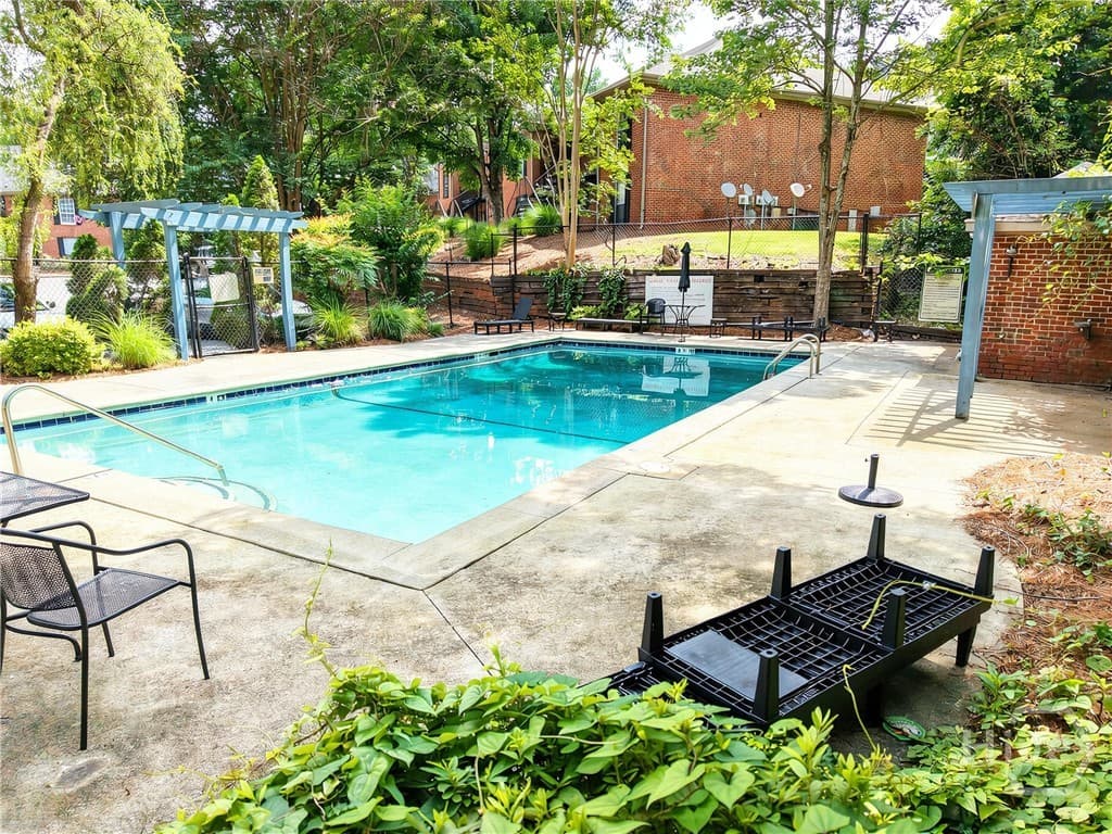 Thumbnail 15