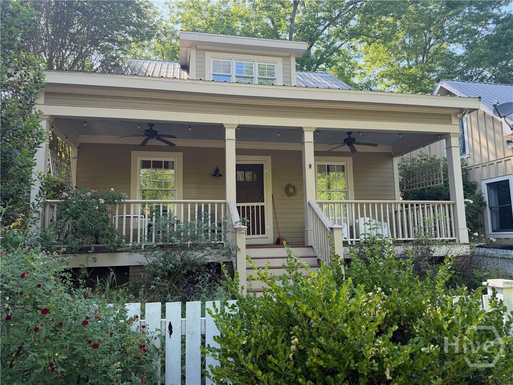 325 Lyndon Avenue