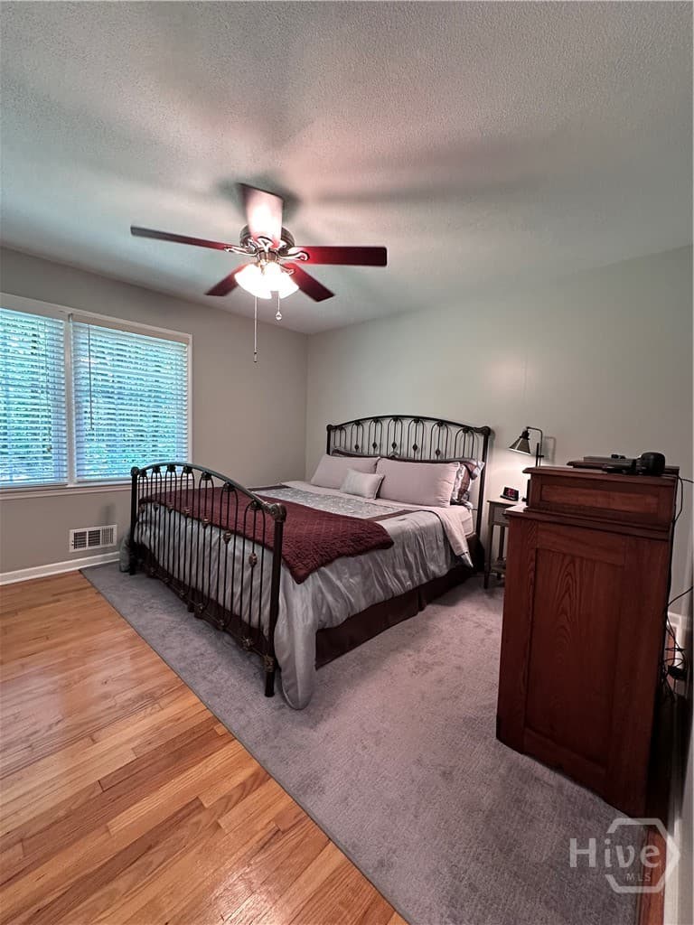 Thumbnail 38