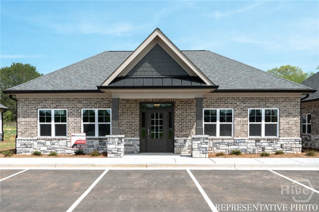 1060 Garland Drive 200 - Photo 1