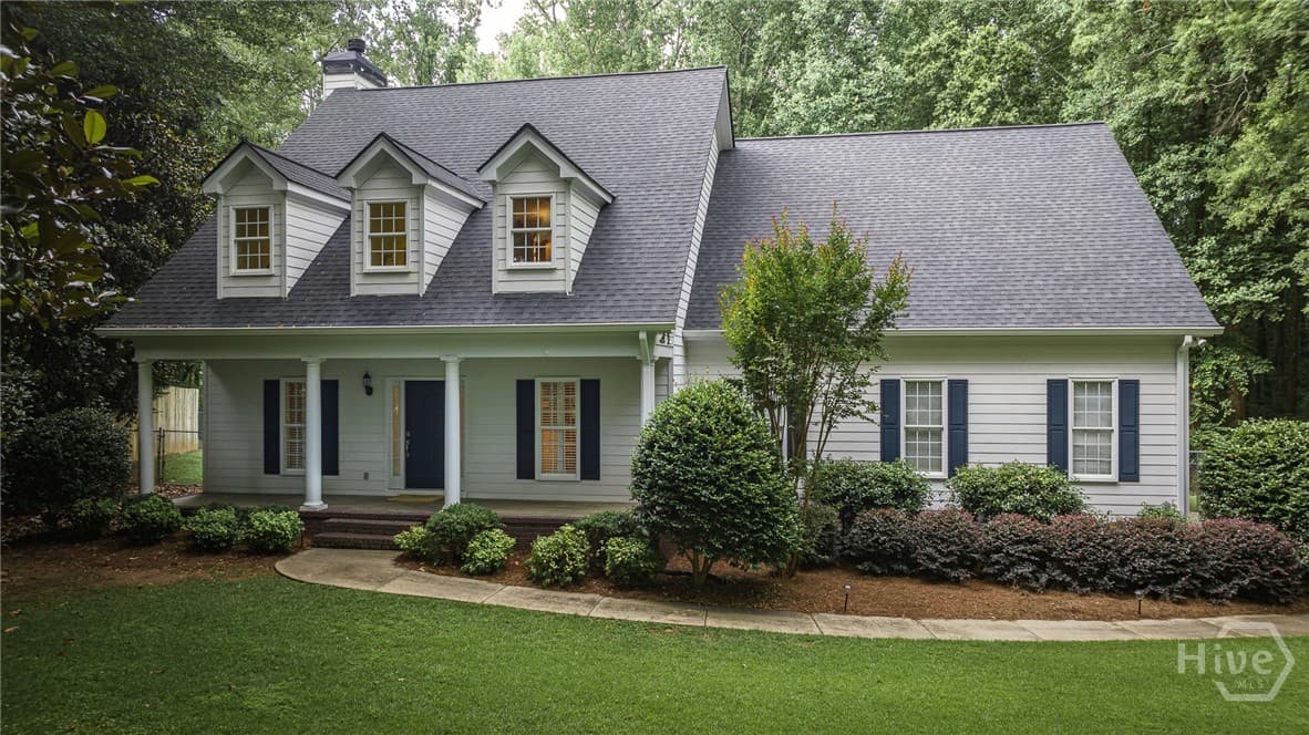 325 Twin Oaks Circle