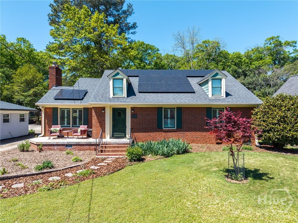 228 Parkway Drive - Photo 1