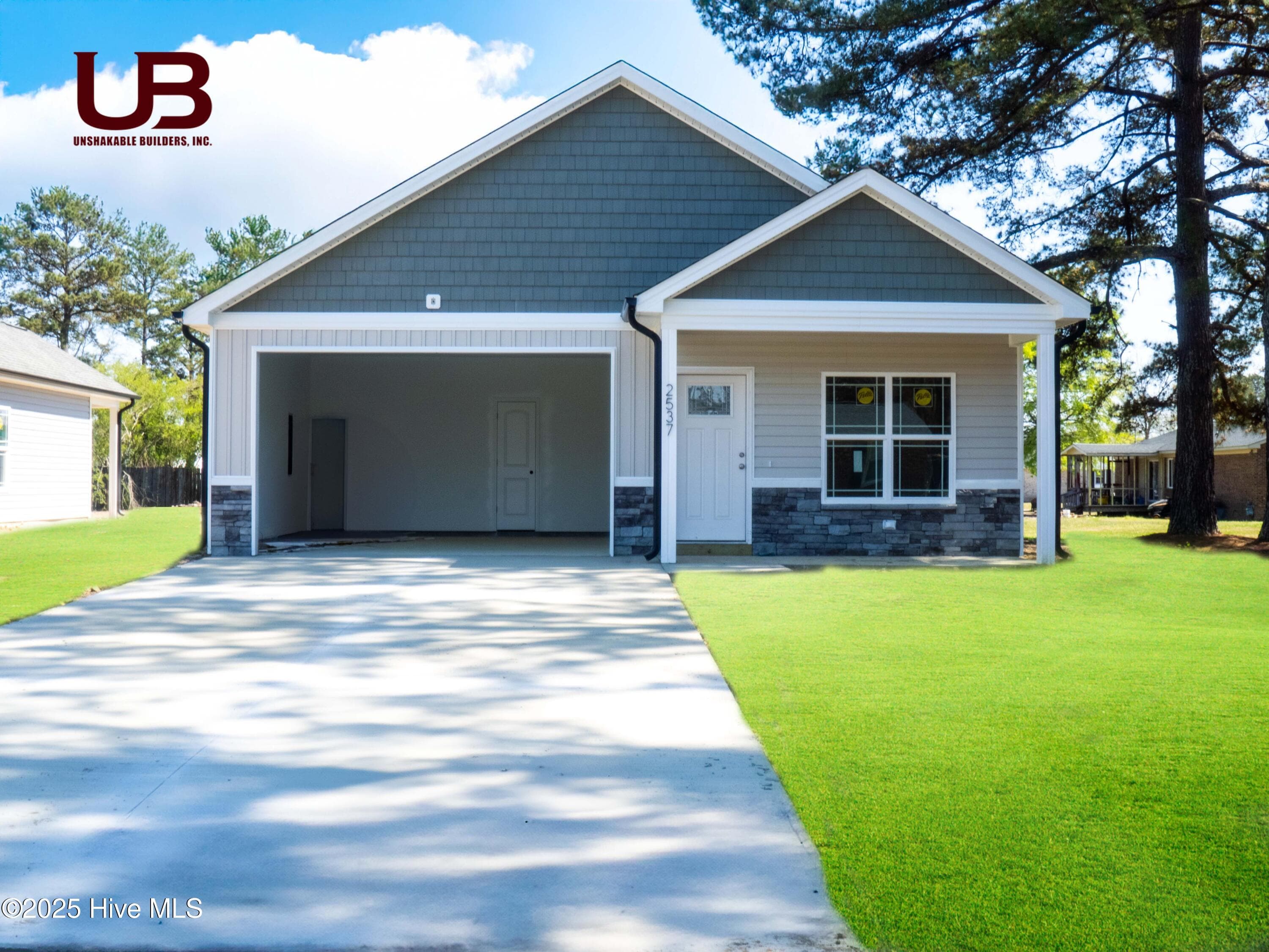 2537 Jones Street - Photo 1