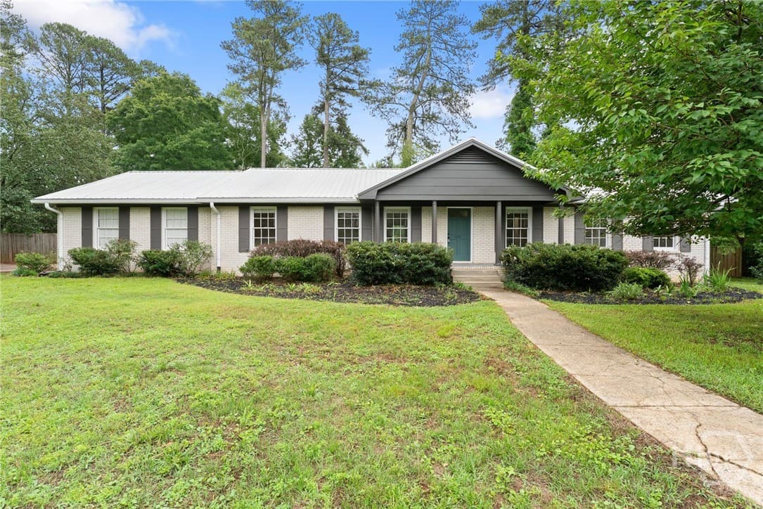 570 Cedar Creek Drive - Photo 1