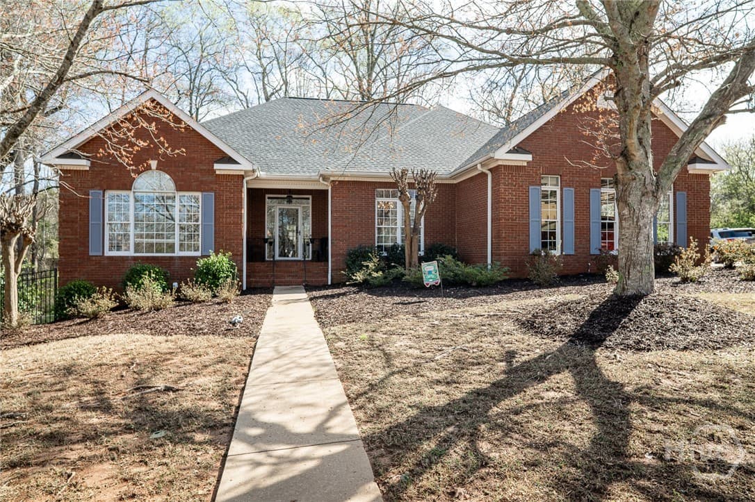 1071 Waterford Court
