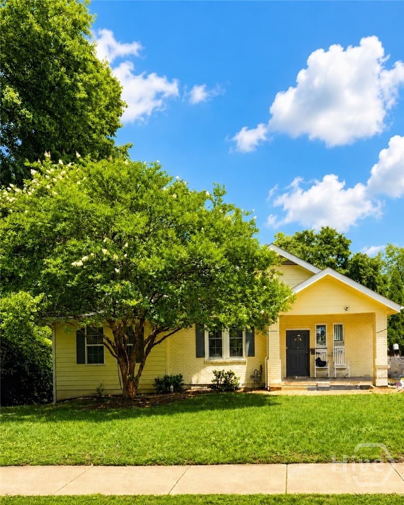 1373 S Milledge Avenue - Photo 1