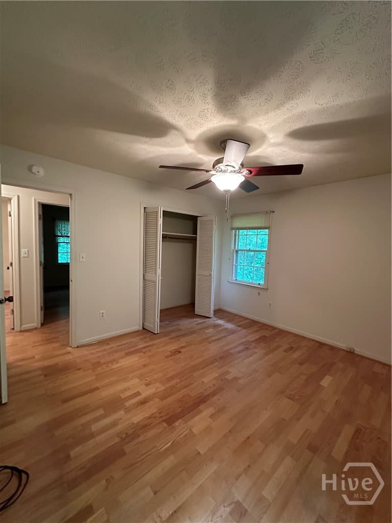 Thumbnail 25