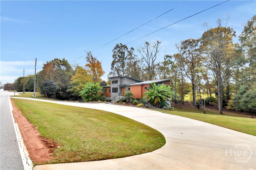 1271 Daniells Bridge Road - Photo 1