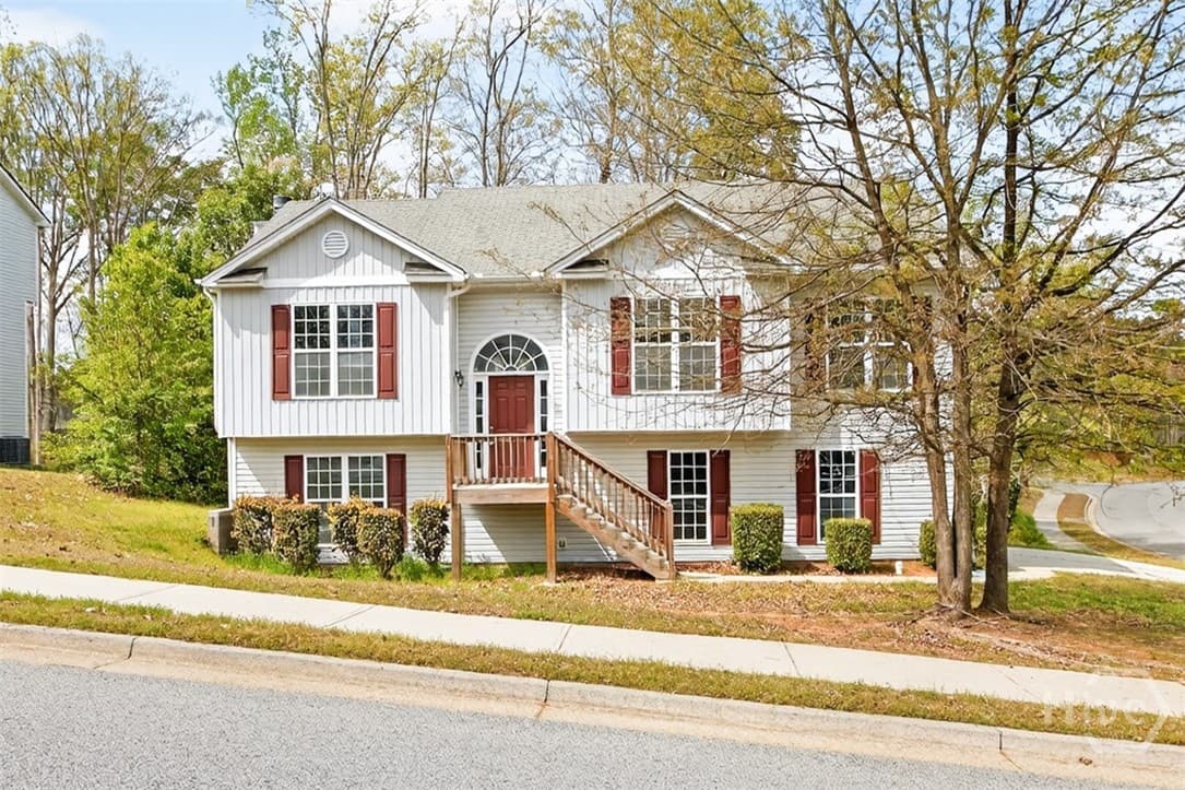 1301 Dianne Way - Photo 1