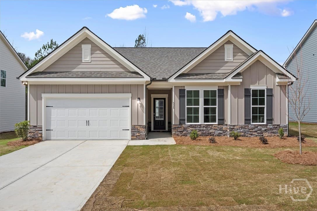 526 Lillian Way - Photo 1