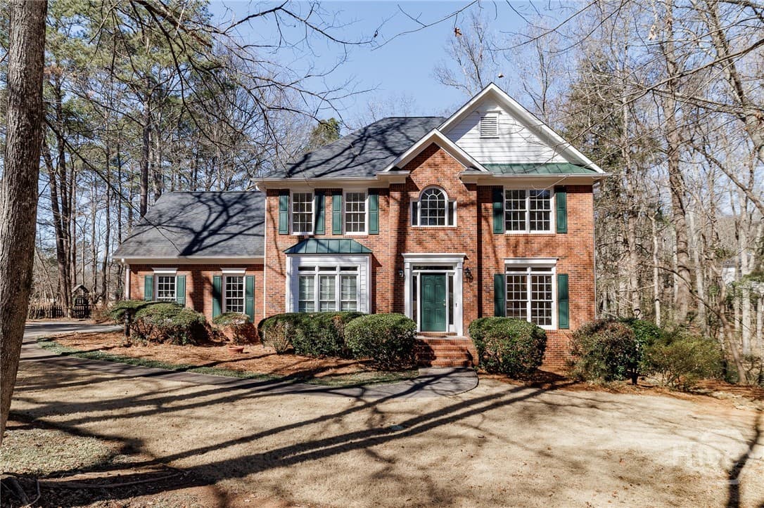 1121 Simonton Drive