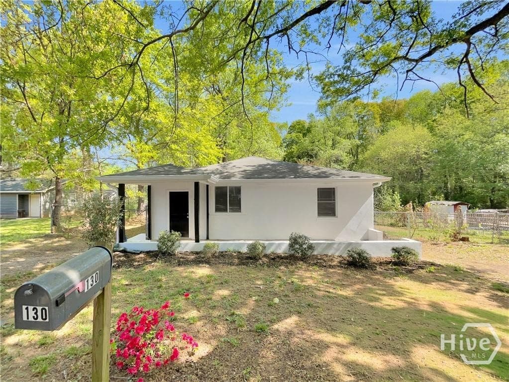 130 Woody Lane - Photo 1