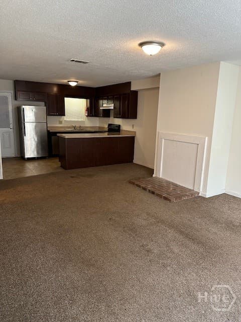 180 E Rutherford Street 4 - Photo 1