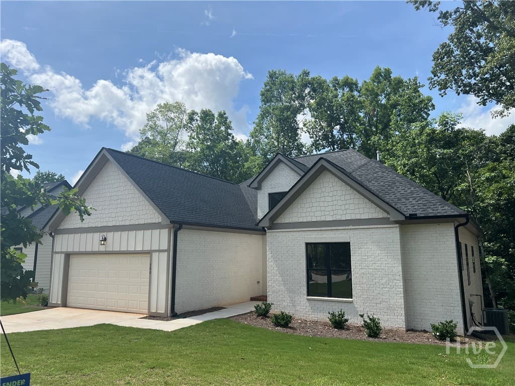 380 Ansley Drive - Photo 1