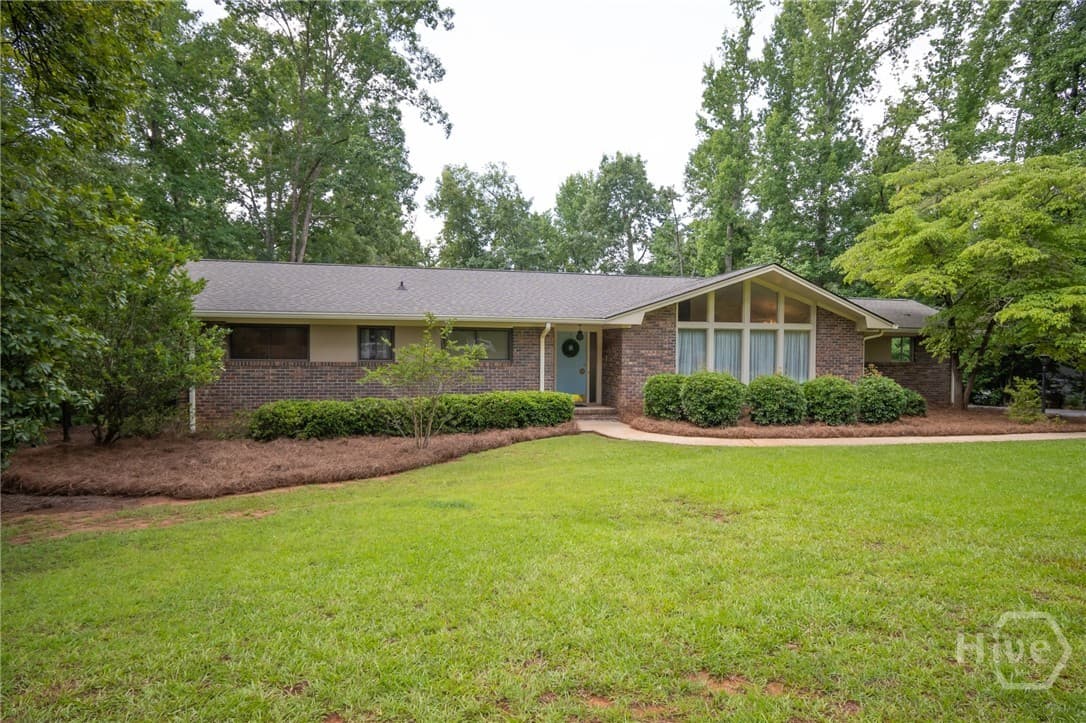 110 Coventry Road - Photo 1