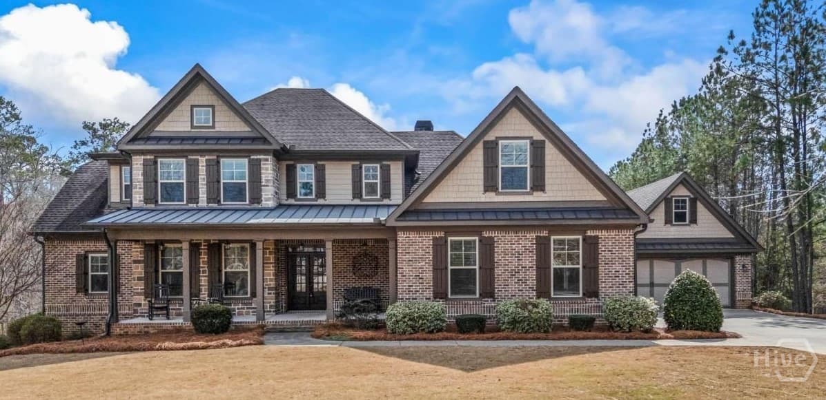 1004 Highgrove Drive - Photo 1