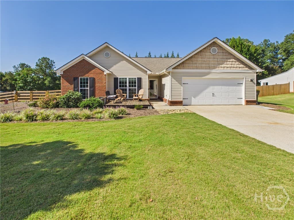 231 Lucas Way - Photo 1