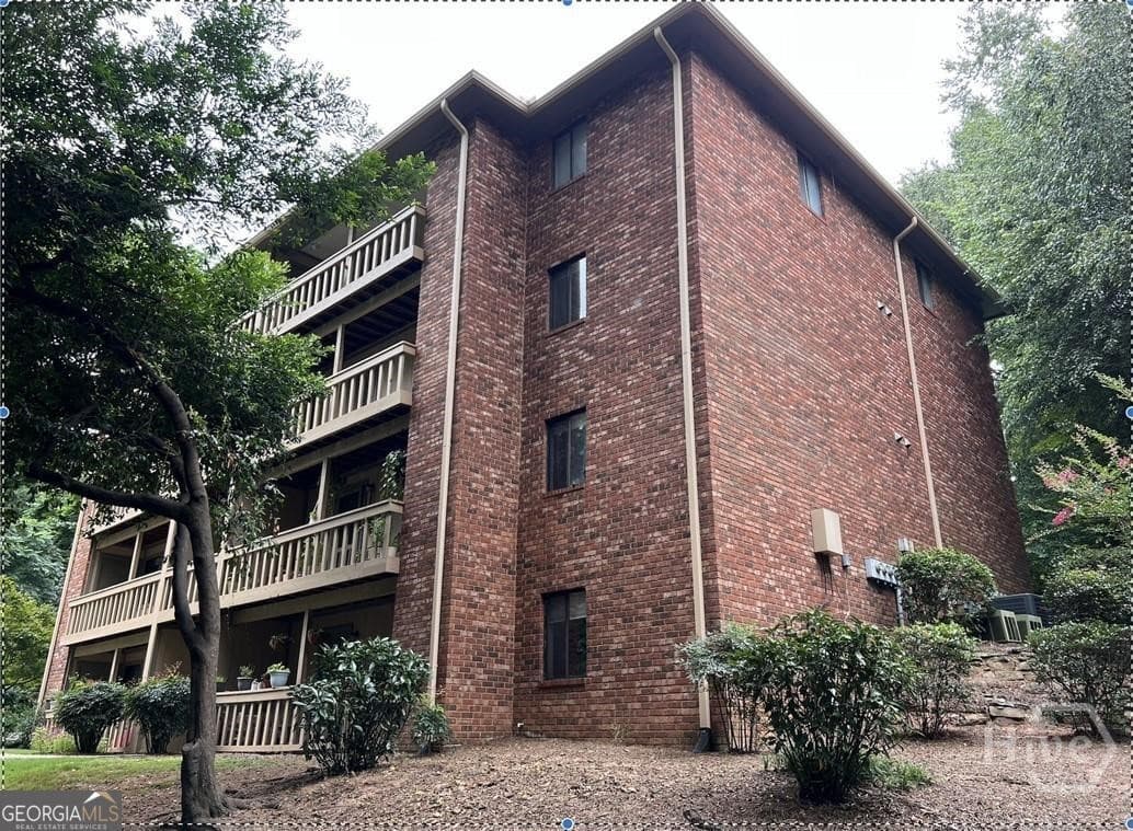 174 Talmadge Street 14 - Photo 1