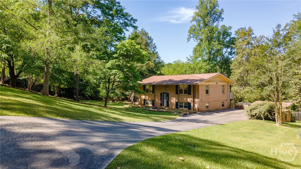 565 Rivermont Road - Photo 1