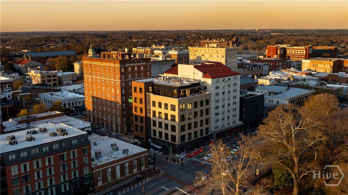 115 E Broad Street 2B - Photo 1