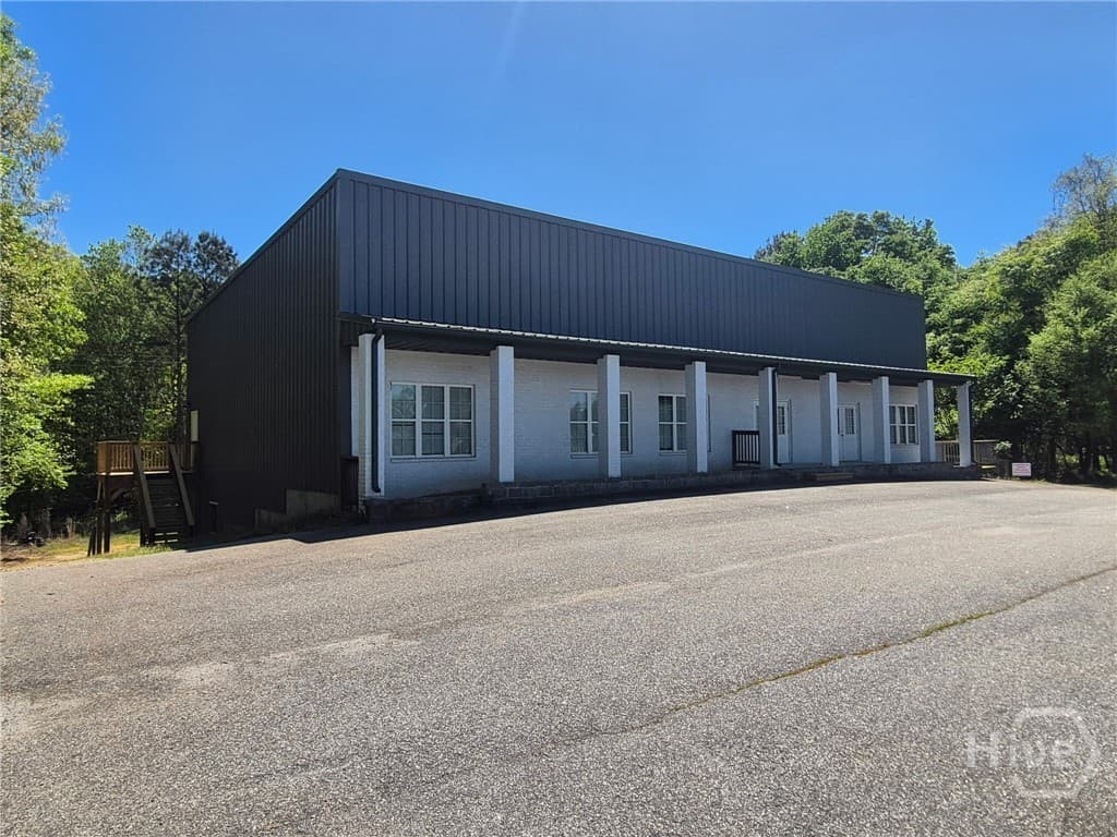320 Mill Creek Drive A - Photo 1
