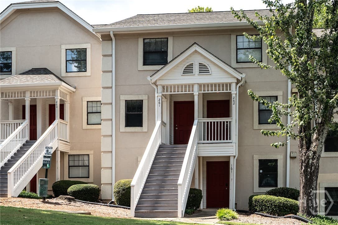 290 Appleby Drive 261 - Photo 1