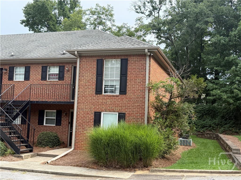1055 Baxter 207 - Photo 1