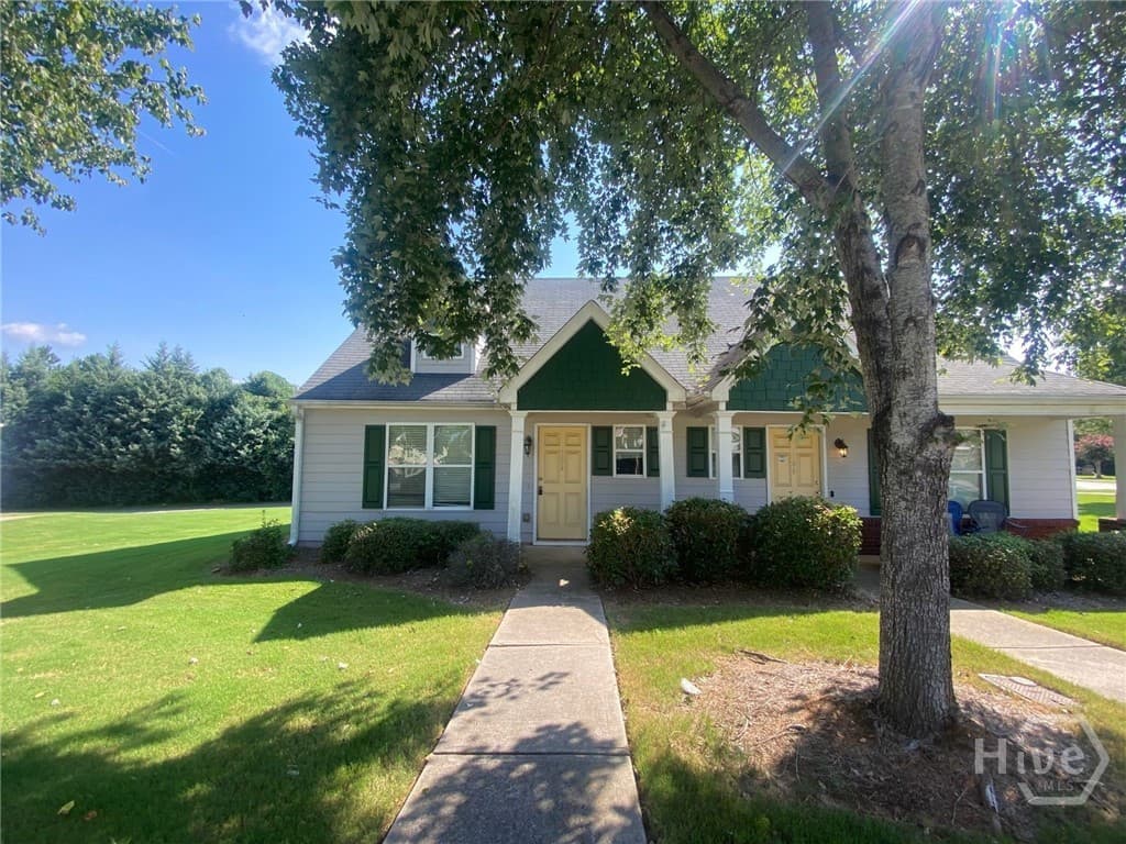 106 Bridgewater Circle - Photo 1